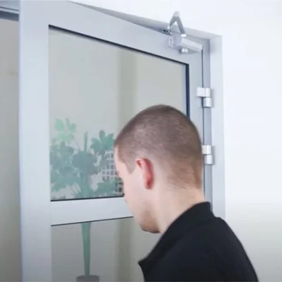 מחזיר דלת הידראולי ASSA ABLOY דגם DC110